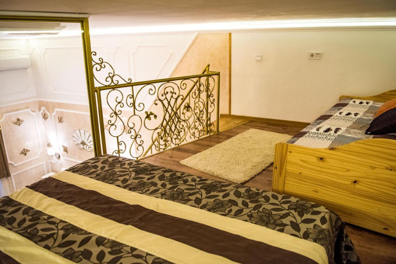 Exclusive Apartmanok แซแก็ด ภายนอก รูปภาพ